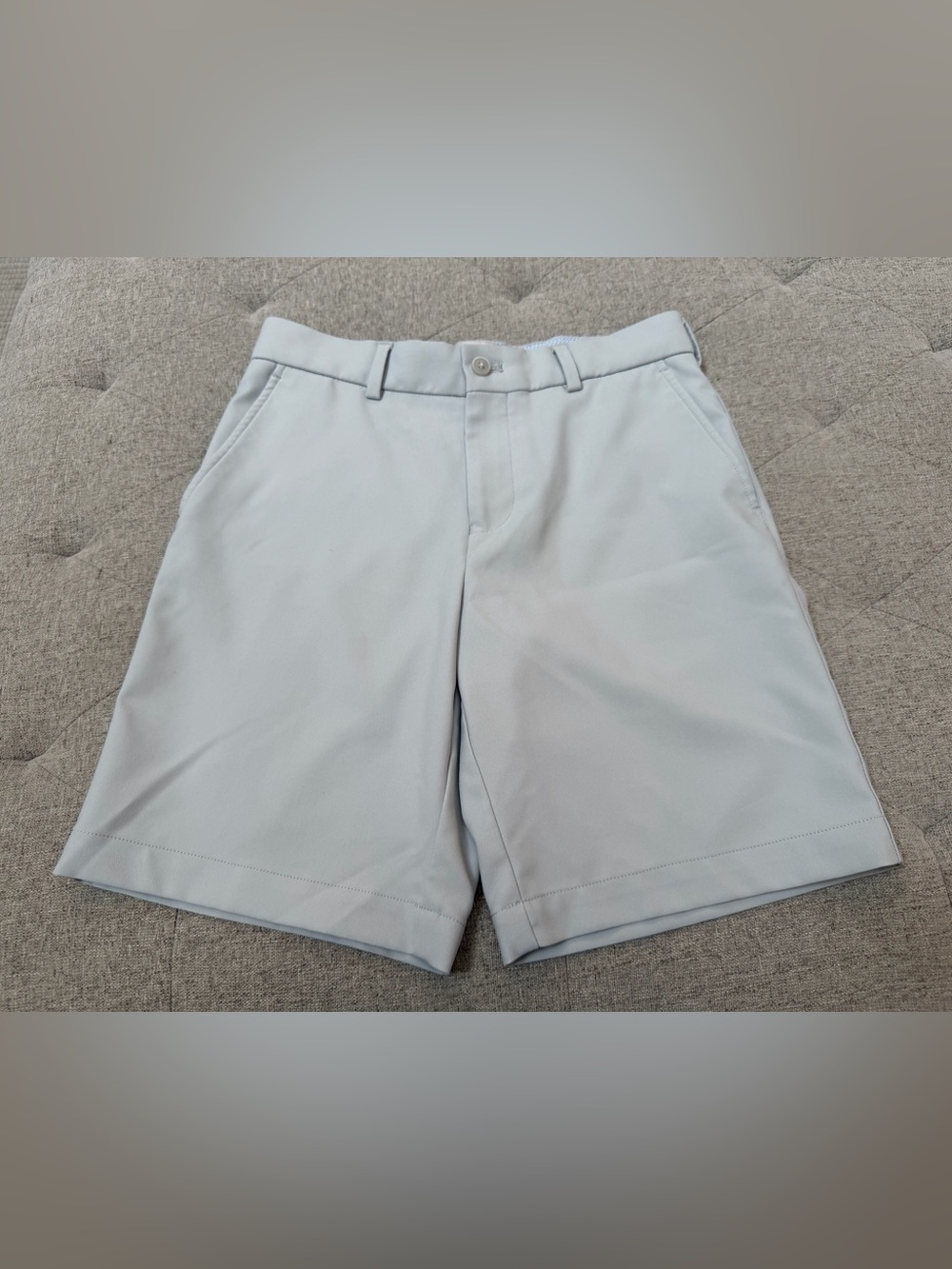 EUC PETER MILLAR BOYS PERFORMANCE SHORTS NAVY GOLF SHORTS 11-12